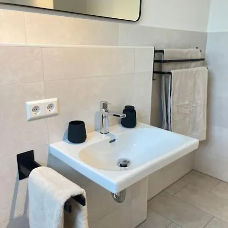 Apartamento Neue Mit Terrasse Und Tg-stellplatz *